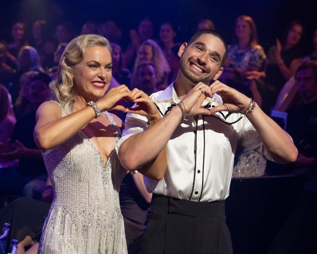 Elaine Hendrix Missing Halloween Episode of “Dancing With The Stars” Due to Injury