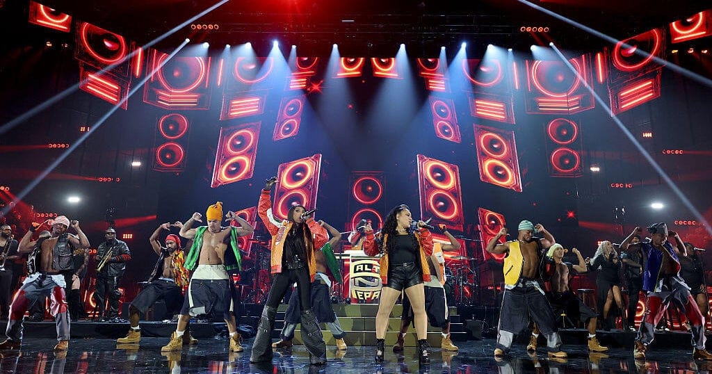 Salt‑N‑Pep, OutKast, Cyndi Lauper and The White Stripes Inducted into Rock & Roll Hall of Fame