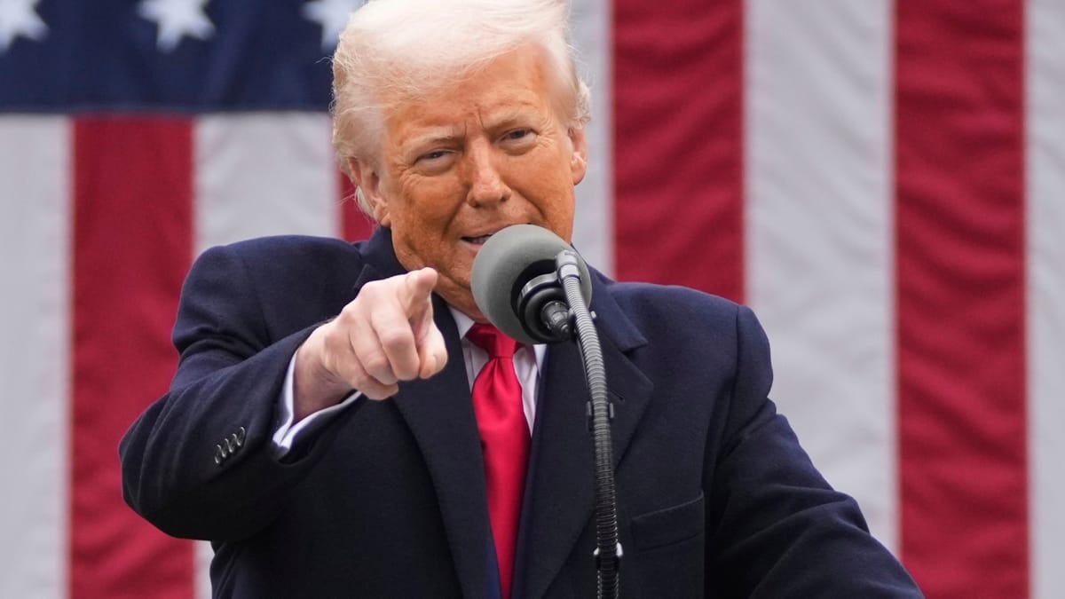 Trump touts tariff revenue despite acknowledged flaws, NPR reports