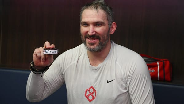 Alex Ovechkin Joins NHL’s Exclusive 900‑Goal Club with Capitals Win