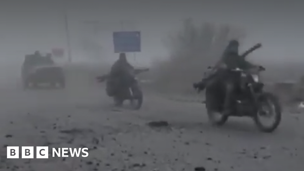 Russian Forces Advance in Pokrovsk Under Fog Cover, Ukrainian Military Reports