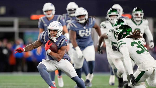 Henderson's Hat Trick Propels Patriots to 27-14 Victory Over Jets, Extending Winning Streak